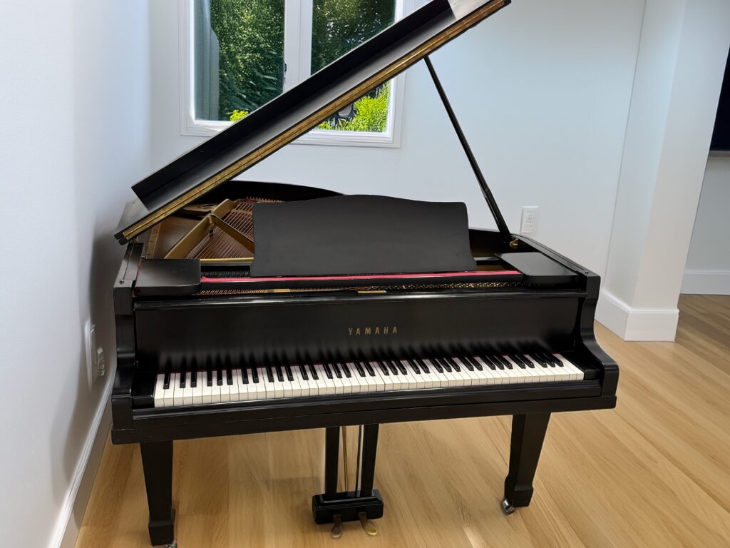 Used Yamaha G3 grand piano 6'1 for sale in New Jersey