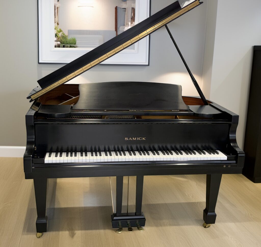 Samick SG-155 Baby Grand Piano – Satin Finish <span style="color:#8B0000;">(SOLD)</span>
