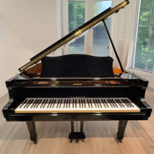 Yamaha G2 Baby Grand Piano (5’8”) – Polished Ebony <span style="color:#8B0000;">(SOLD)</span>