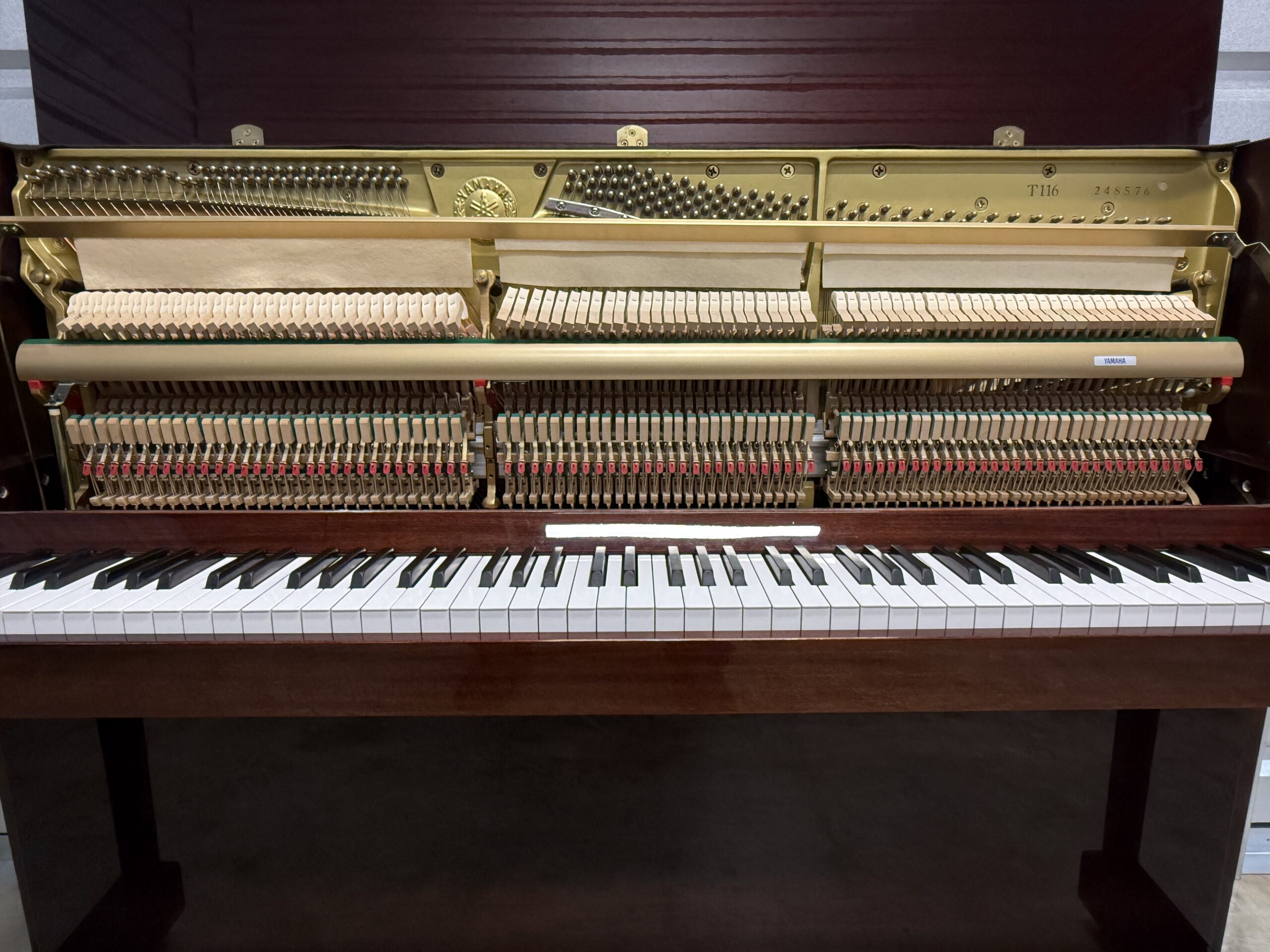 Yamaha T116 Upright Piano – High Gloss Cherry <span style="color:#8B0000;">(SOLD)</span> - Image 3