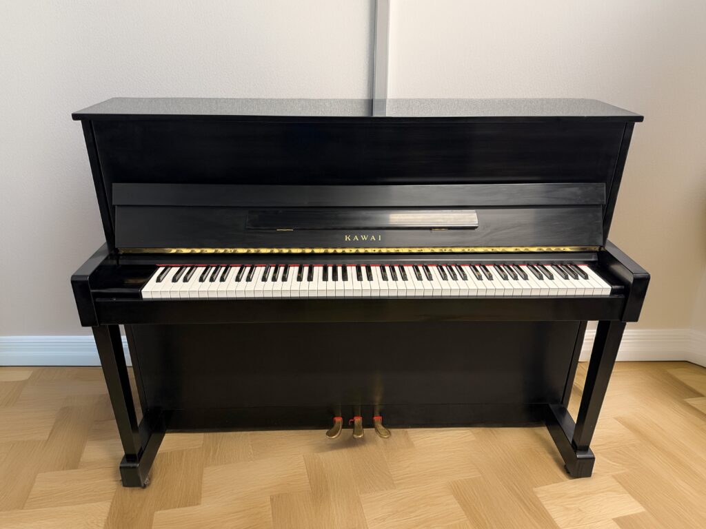 Kawai CX-5H Studio Upright Piano – Satin Finish <span style="color:#8B0000;">(SOLD)</span>