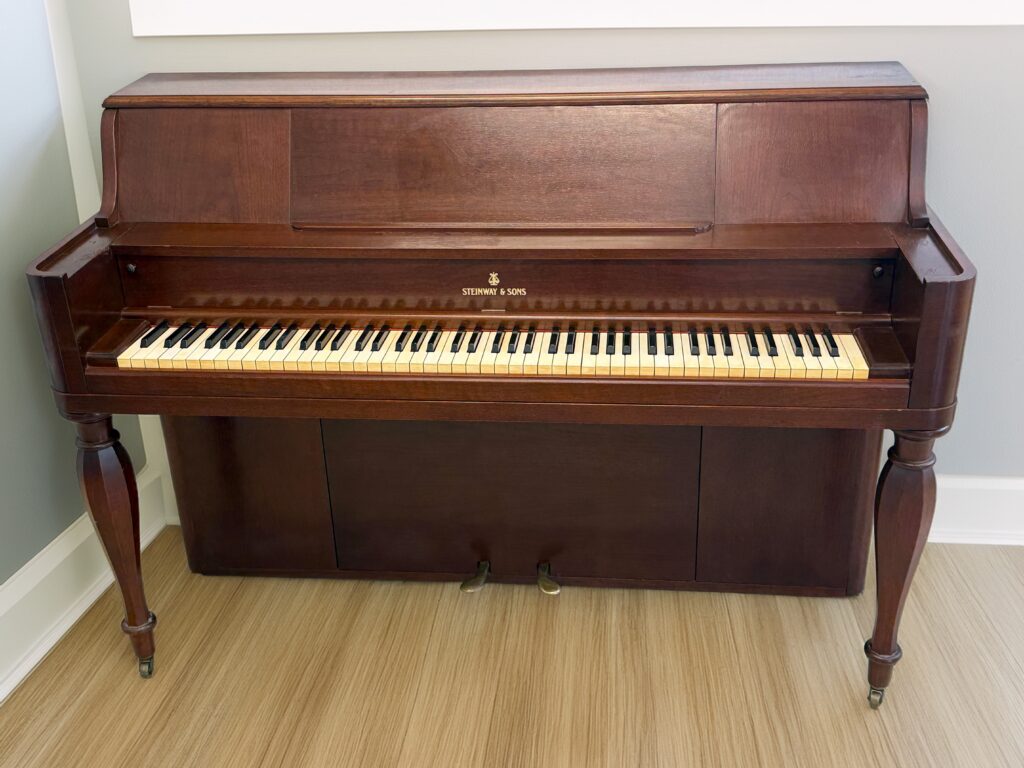 Steinway & Sons Model 40 Upright Piano - Mahogany Finish
