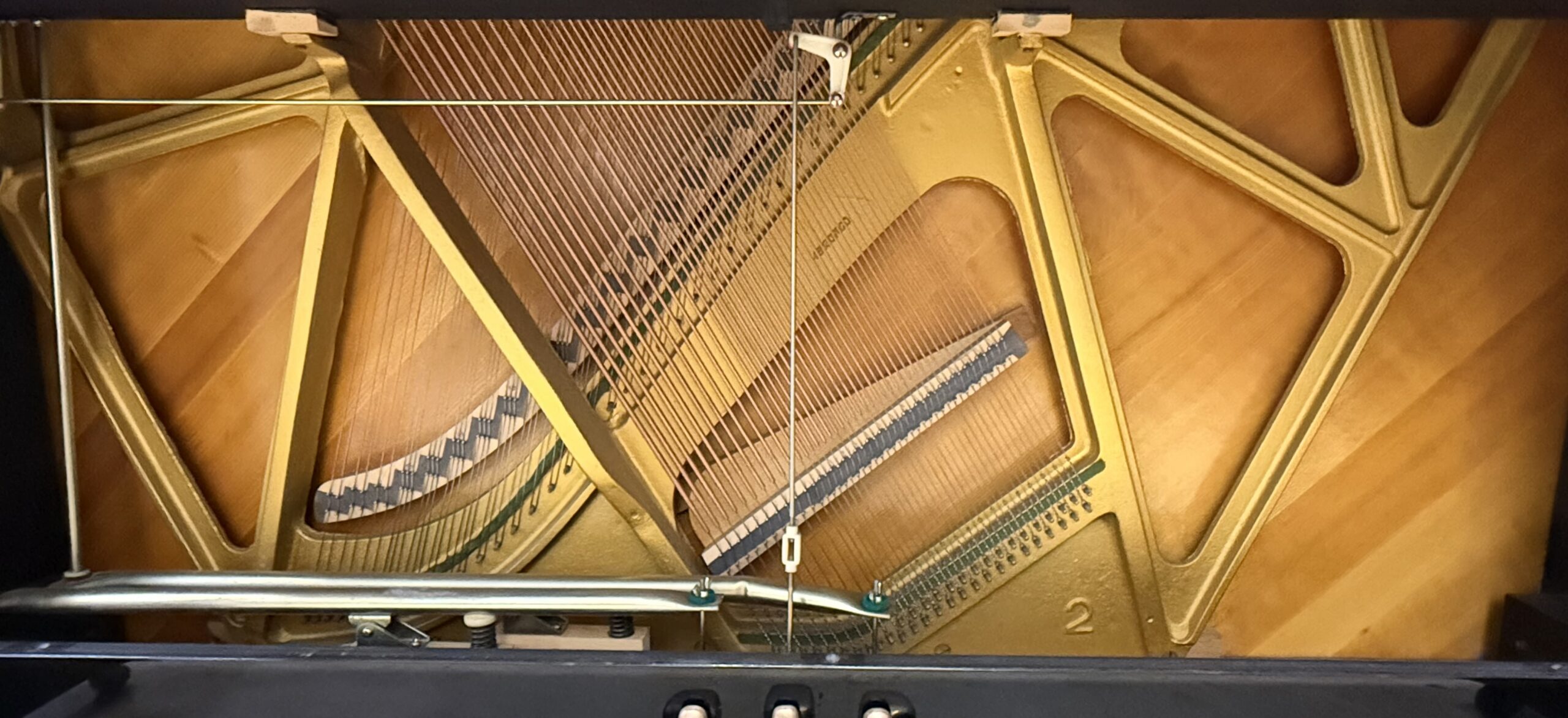 Yamaha U3 Professional Upright Piano (52”) – Polished Ebony <span style="color:#8B0000;">(SOLD)</span> - Image 4