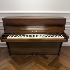 Yamaha M1 Upright Piano - Walnut Finish - MINT Condition