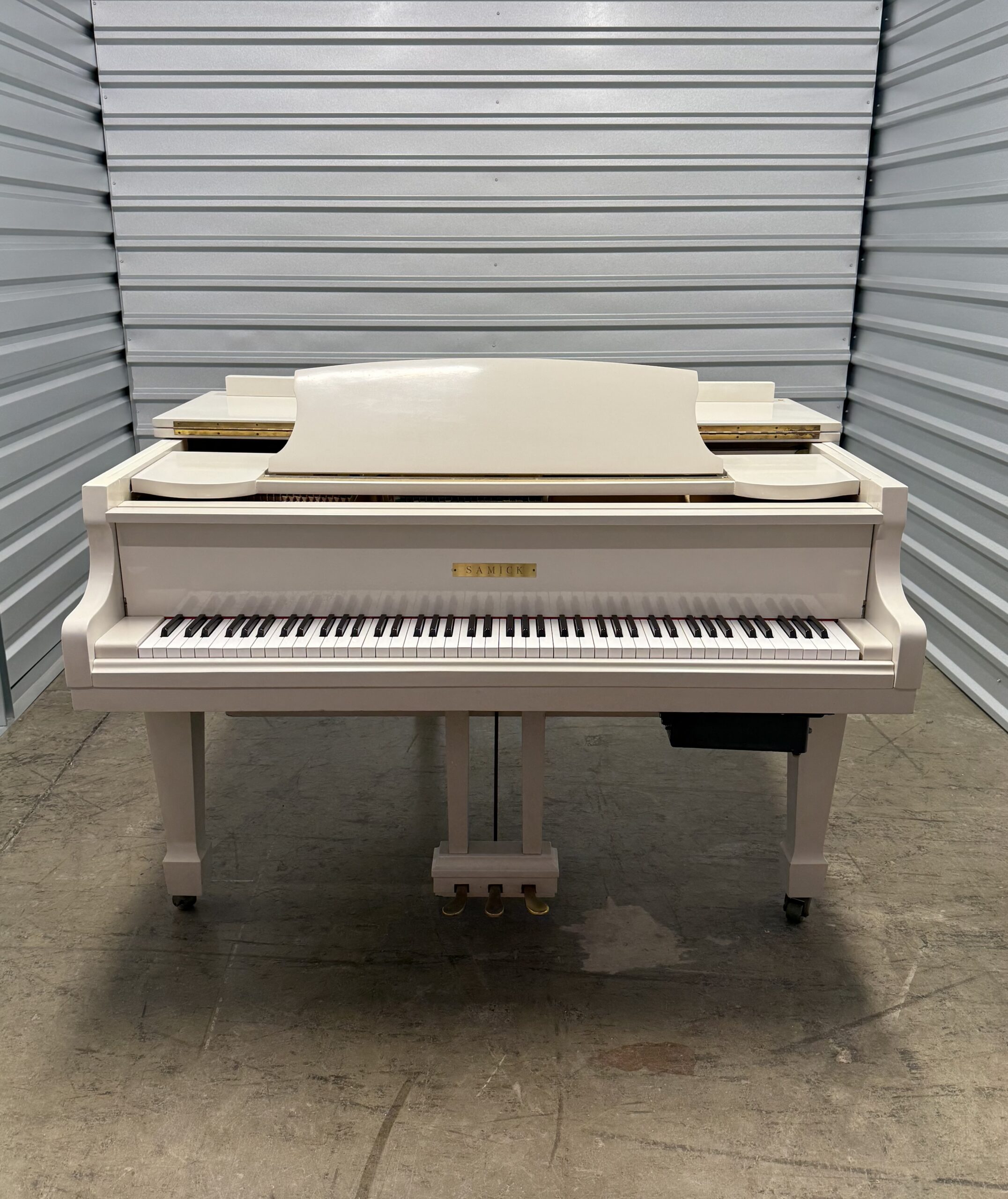 Samick Baby Grand Piano (5’8”) – White High Gloss - Image 2